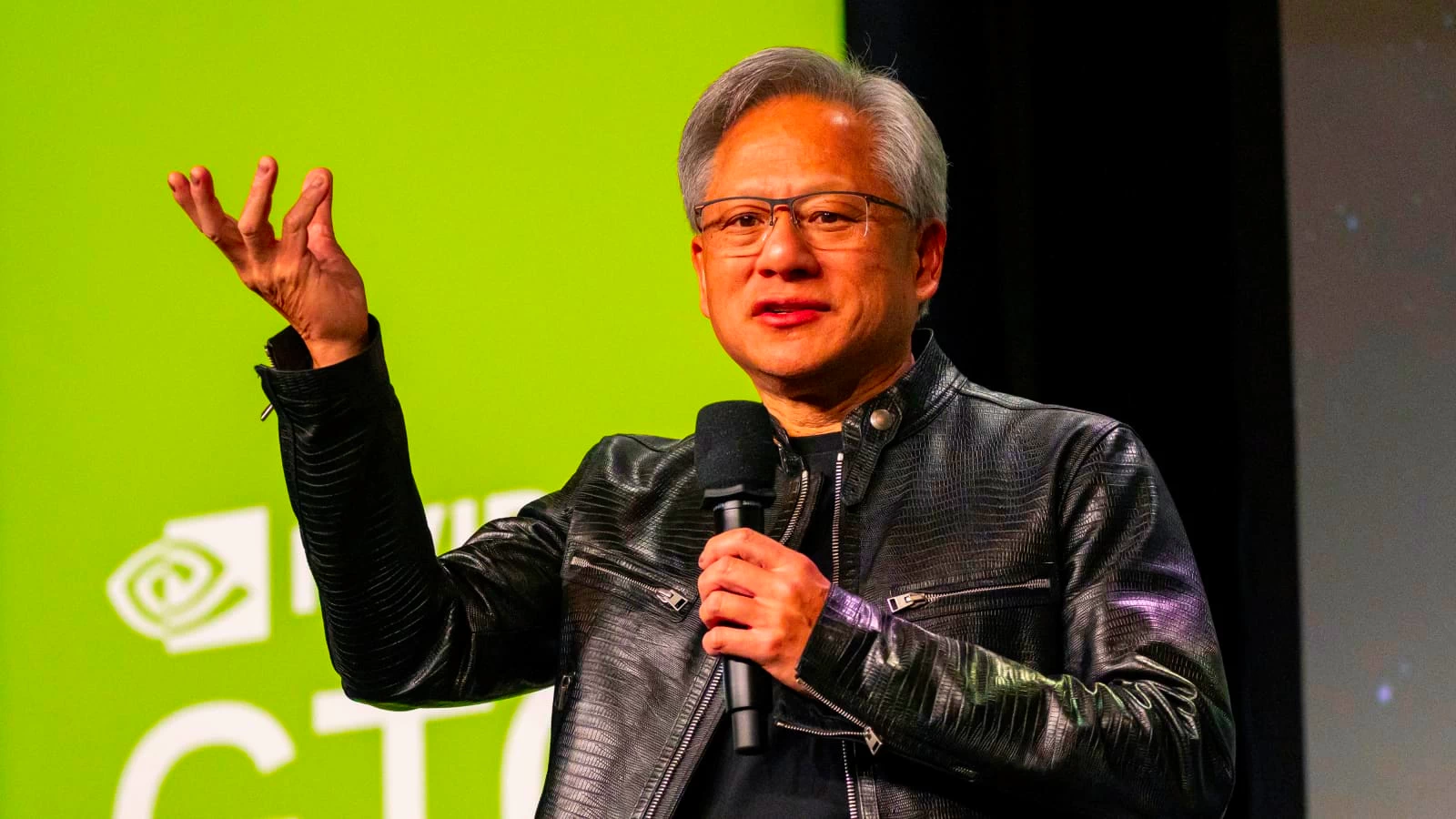 NVIDIA CEO’su: 2024’te 580 Milyon$’lık Hisse Satışı ile Gündemde