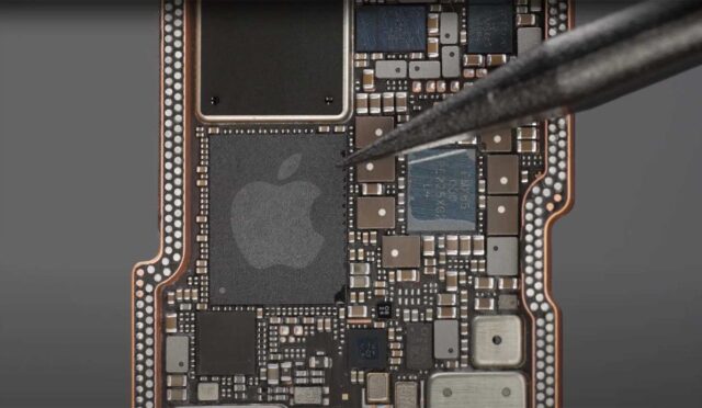 iPhone SE 4 Modem