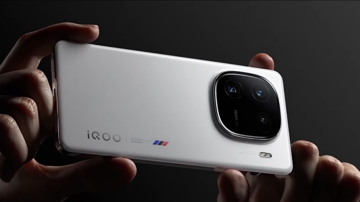 iQOO 15 Pro Özellikleri Sızdırıldı! Dikkat Çeken Detaylar